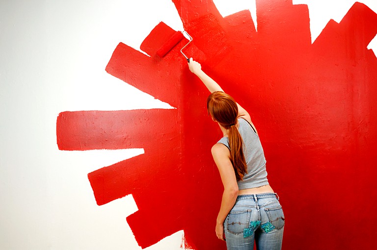 Краска для стен: выбрать просто, любоваться долго